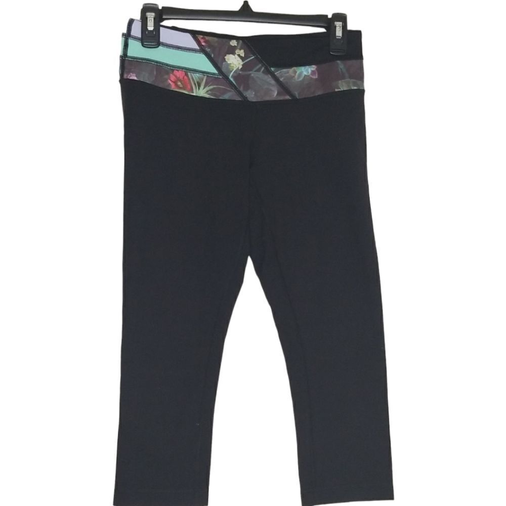 Lululemon Reversible Crop Leggings Capris Black Size 6